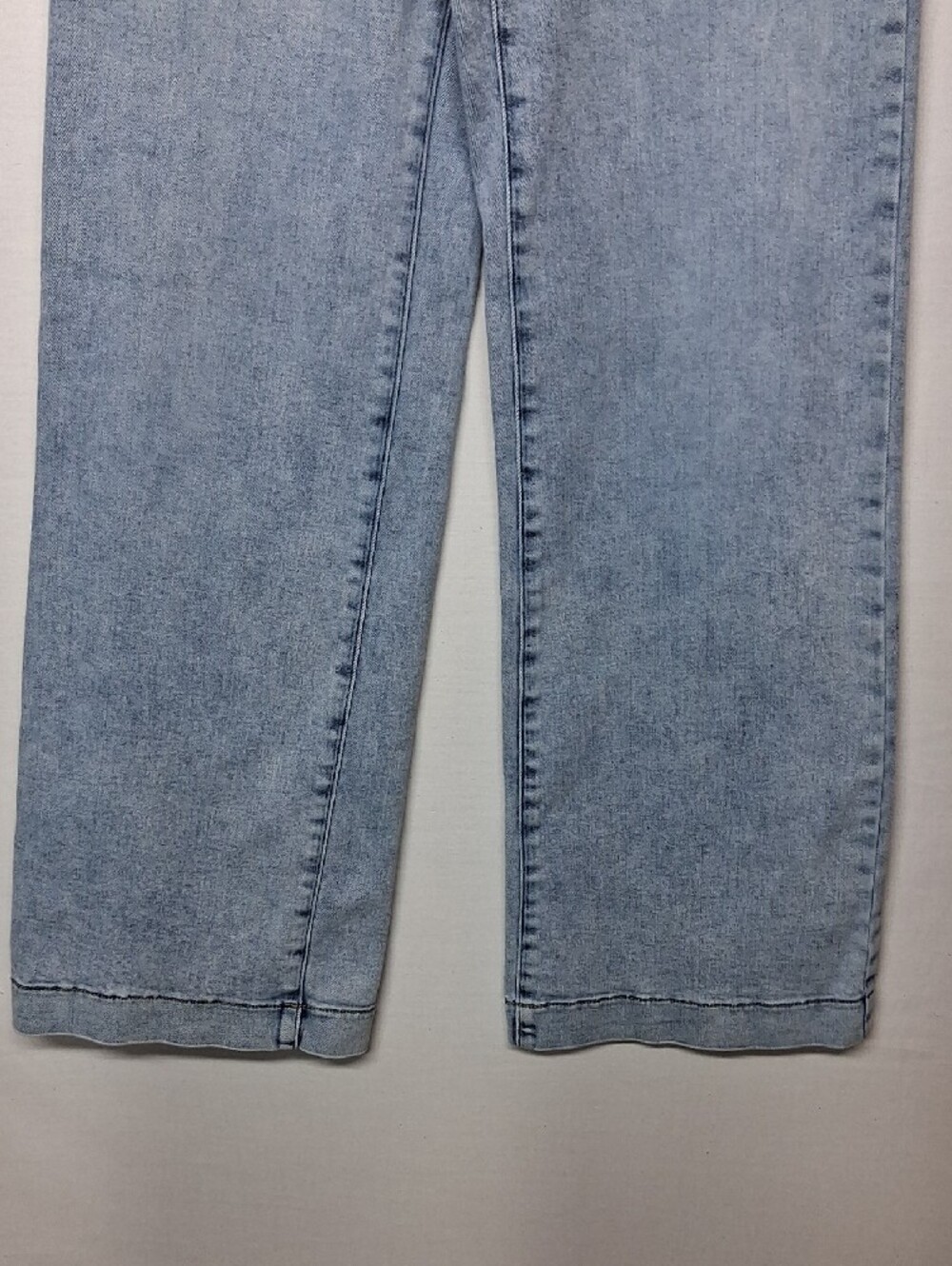 LC Lauren Conrad Light Blue High-Rise Wide-Leg Jeans - Picture 6 of 9